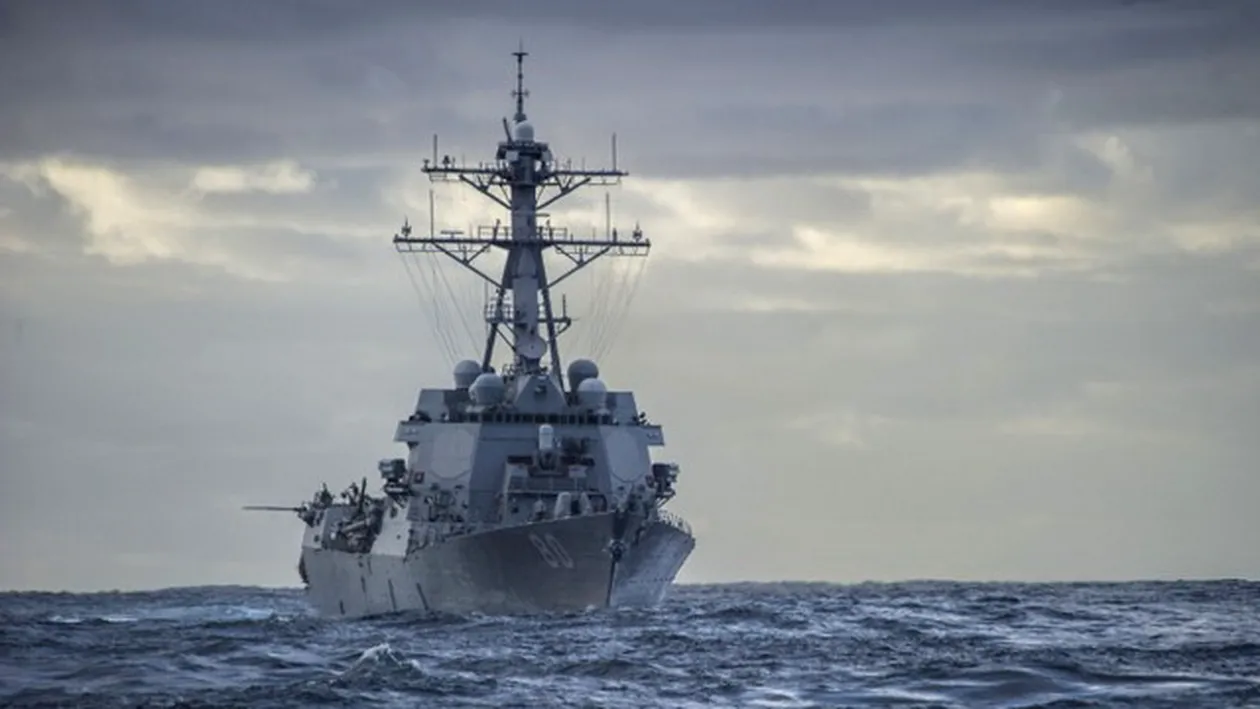 Doua nave militare americane au intrat in coliziune in Golful Aden
