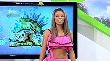 VIDEO Roxana Vancea da curs fanteziilor tuturor barbatilor! Vara asta face plaja fara sutien! Tu cum ti-o imaginezi?