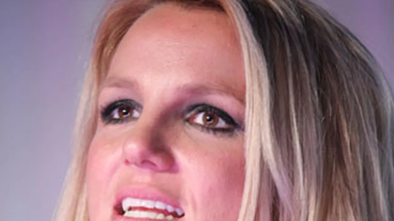 Britney Spears, inselata de logodnic cu doua romance - socul care i-ar putea distruge viata cantaretei