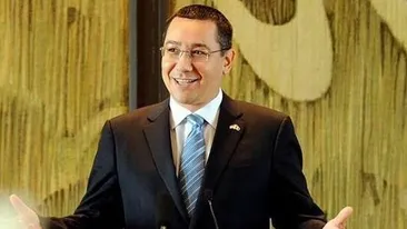 Victor Ponta, aşa cum nu l-ai mai văzut! Fostul premier, imagine de colecţie alături de fiul lui
