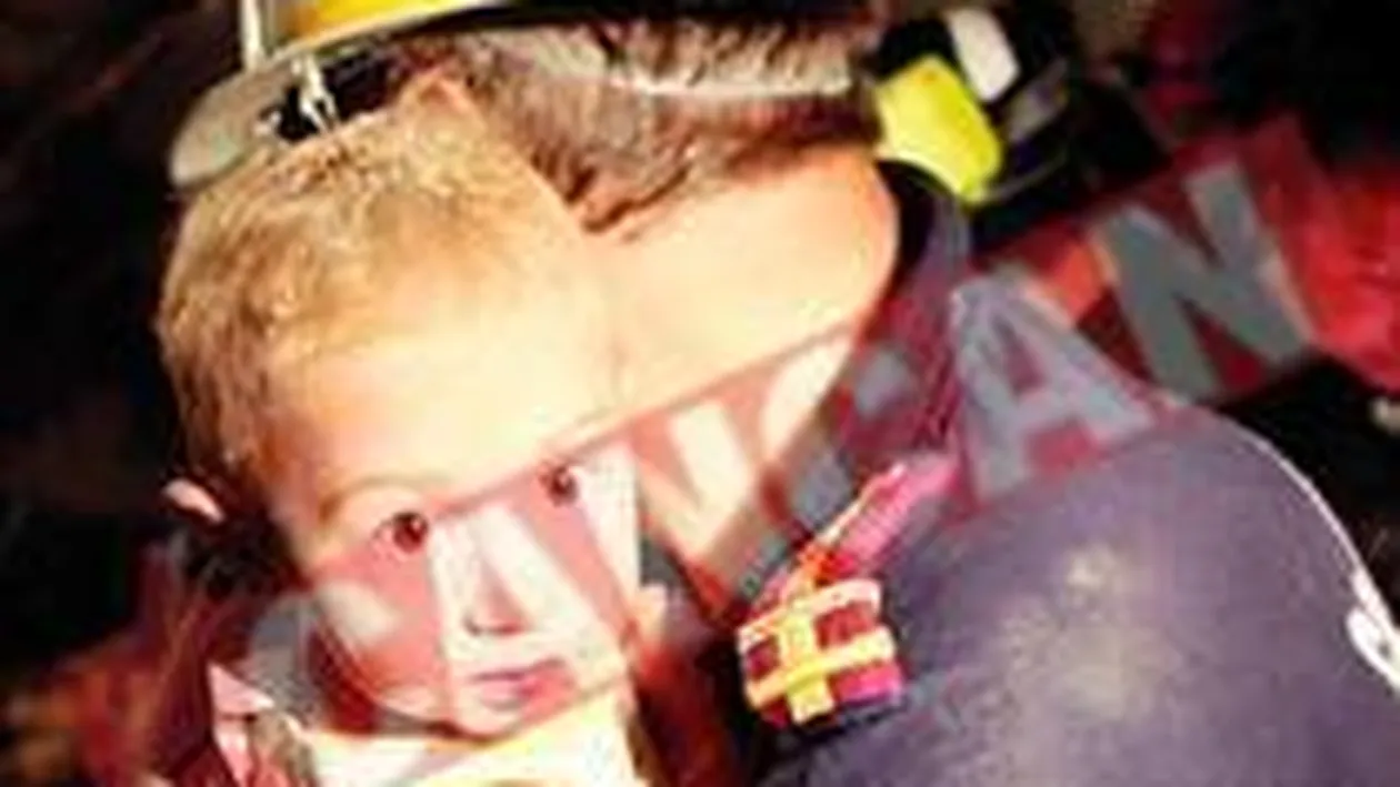 Scos din put de pompieri