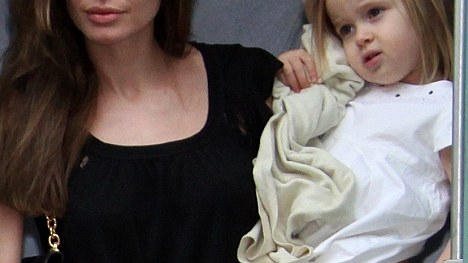Fetiţa Angelinei Jolie, cea mai bine plătită copilă de la Hollywood? Puştoaica a luat 3000 de dolari pe săptămână pentru un rol!