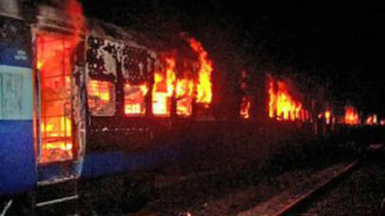 VIDEO Un vagon de tren a ars in intregime azi-dimineata