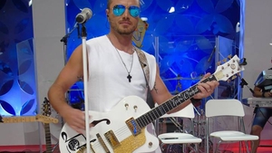 TAVI CLONDA şi-a găsit ocupaţie! Ce face soţul GABRIELEI CRISTEA după ce a fost dat afară de la emisiunea ‘’Te vreau lângă mine‘’