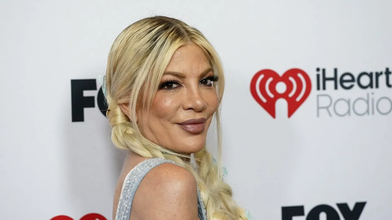Motivul pentru care Tori Spelling nu bea apă deloc. „Cum de mai trăiesc, nimeni nu știe”
