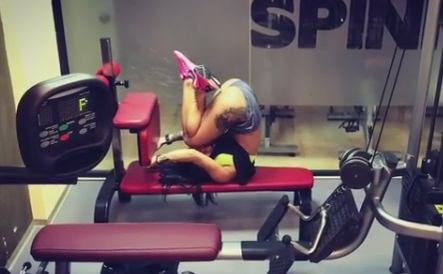 Roxana Vancea, exerciţii la sală