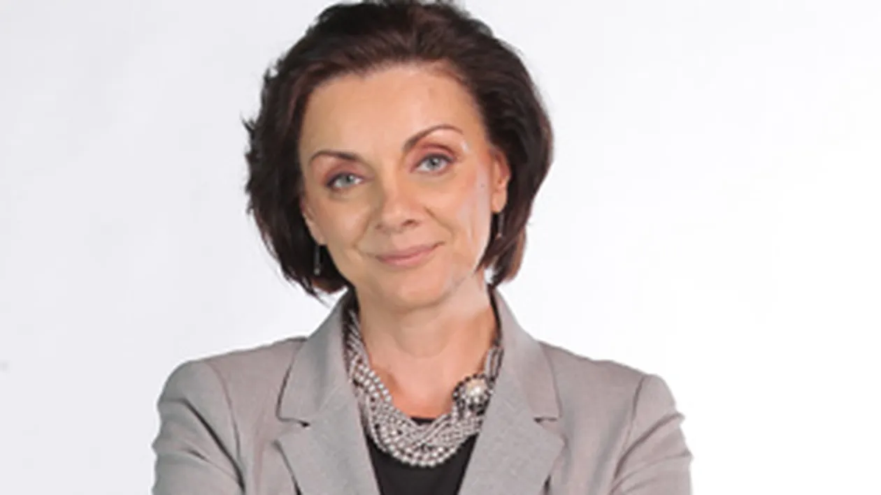 Carmen Tanase a primit o pijama de ziua ei: Am un set complet cu papuci de casa si tot ce trebuie