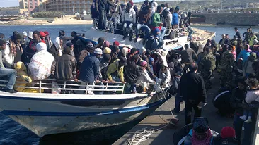 O primă tranşă de refugiaţi ajunge astăzi în România. Vezi în ce oraş vor fi cazaţi