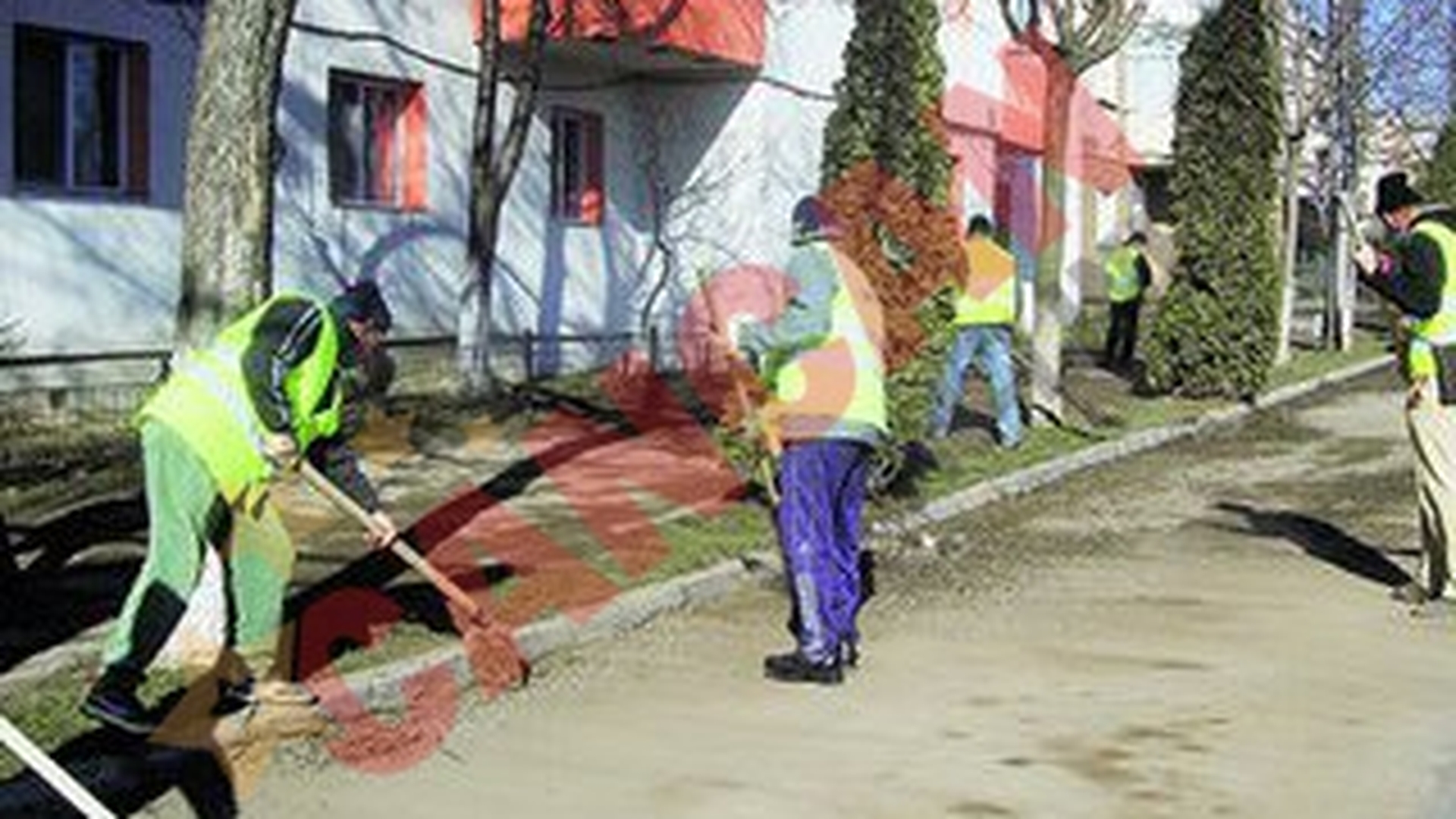 Nisip antiderapant, refolosit la drumuri!