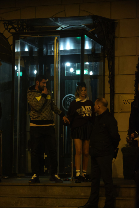 Ramona Olaru și Cătălin Cazacu pleacă din restaurant (Foto: CANCAN.RO)