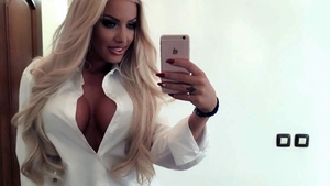 Ce-şi doreşte ”păcătoasa” Loredana Chivu de Crăciun! A mărturist tot, cu maximă sinceritate