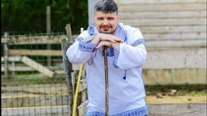 Drama lui Cătălin Neamțu de la „Ferma Vedetelor”. Mama lui a murit departe de casă: „Au incinerat-o în Belgia!” De ce a ascuns actorul această tragedie