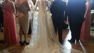 Prima fotografie cu Sorana, imbracata in rochie de mireasa, alaturi de sotul ei!