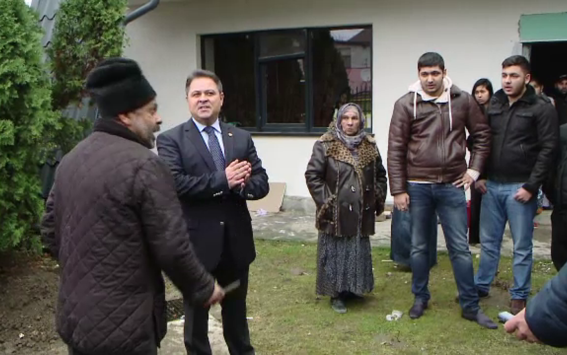 Senatorul Agrigoroaei nu a scos-o la capăt cu romii