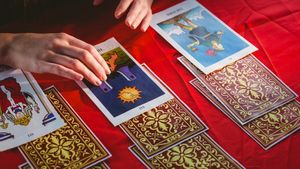 Cartea de tarot a zilei de azi, 6 februarie 2026. Apar oportunități care pot aduce bucurie profundă
