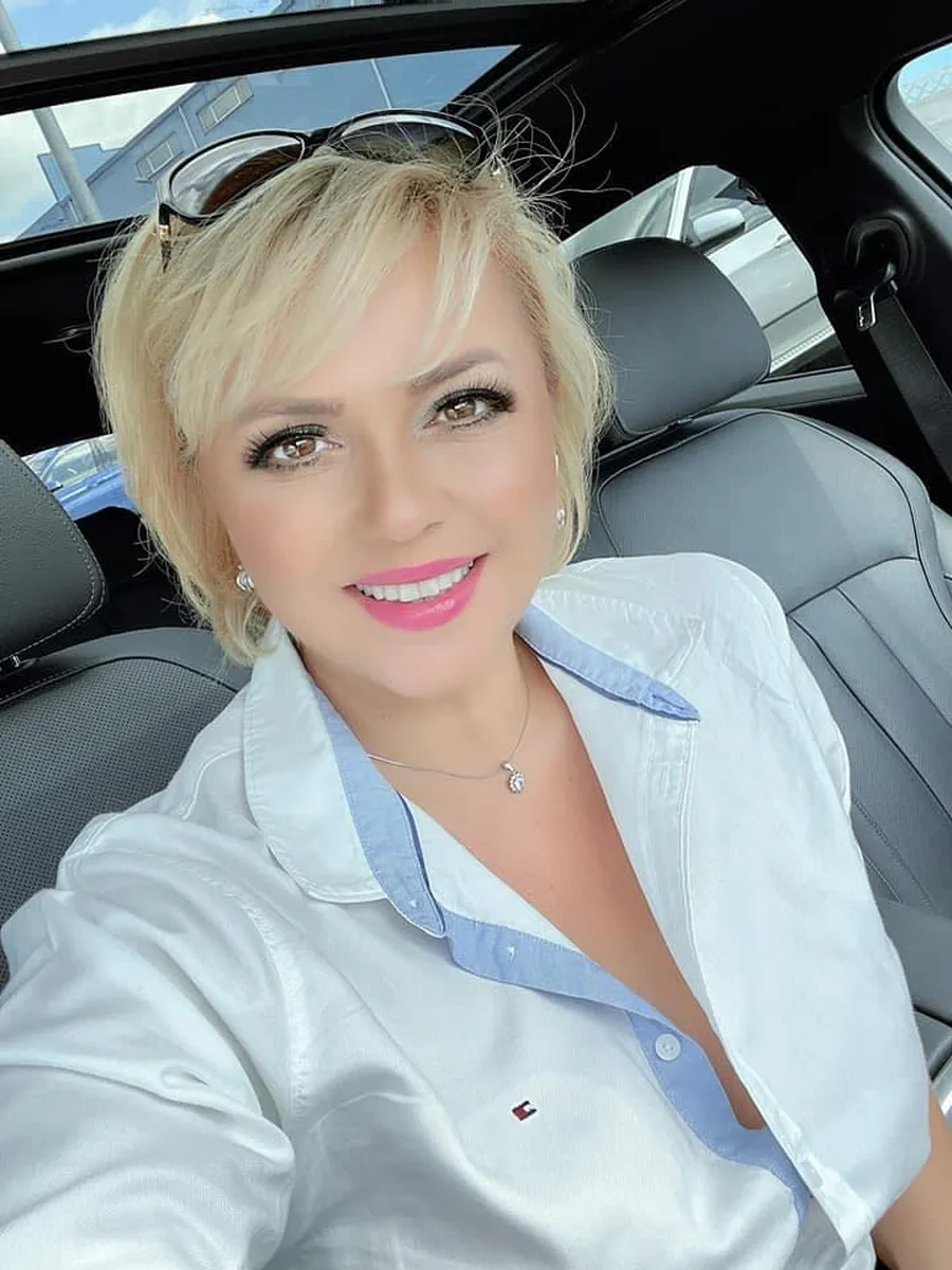 Cornelia Rednic și-a învățat lecția și acum apelează doar la specialiști (Foto: Facebook)