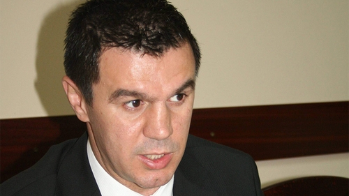 Nimeni nu a putut sa-si explice asa ceva! Mihai Leu, singur intr-un club din Capitala