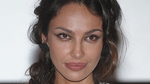 Stiai ca are acest talent? Madalina Ghenea a cantat la nunta fratelui ei alaturi de un pusti! Uite dovada