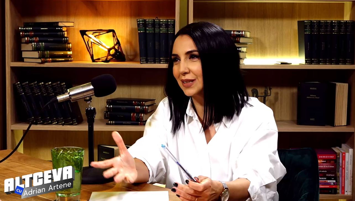 Emma Zeicescu poate fi văzută sâmbătă de la ora 19.00, la podcastul "Altceva cu Adrian Artene" (Foto: CANCAN.RO)