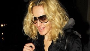 Madonna este noul designer al viitoarei colectii de ochelari de soare D&G