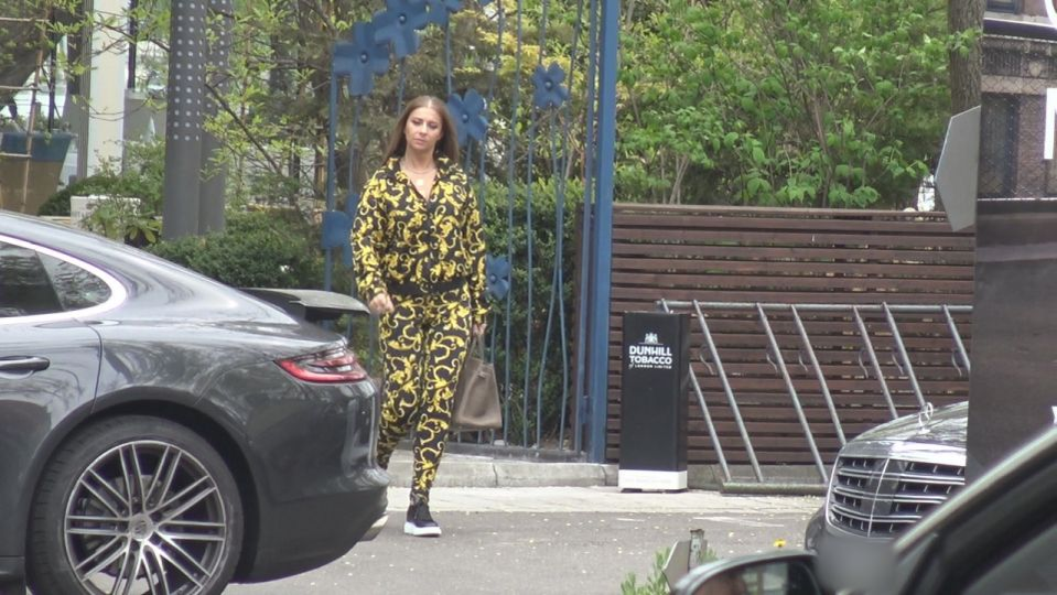 Anamaria Prodan, încă o aroganță! Averea cu care s-a afișat pe stradă sexy-impresara