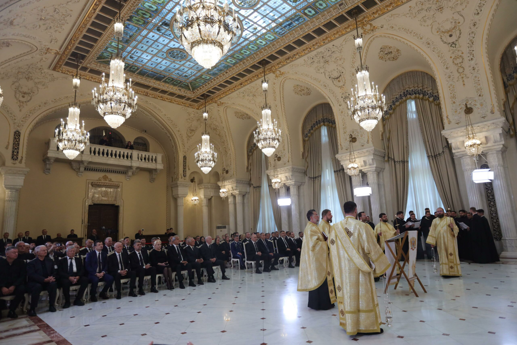 Cât a costat înmormântarea lui Ion Iliescu? 7.000 euro dintr-un foc doar pe sicriu și dric