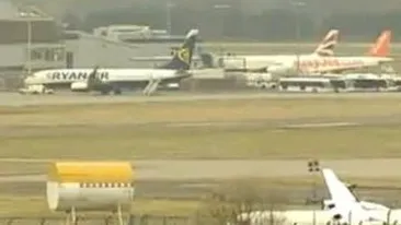 Eurptia unui vulcan din Islanda a determinat inchiderea spatiului aerian din Marea Britanie si Danemarca