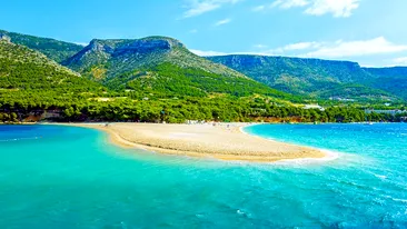 Croaţia redeschide litoralul pentru turişti! Care sunt regulile pe care oamenii trebuie să le respecte la malul mării