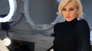 Lidia Buble s-a pozat fără lenjerie intimă! Fanii au rămas fără replică, atunci când au văzut-o în ipostaza incendiară