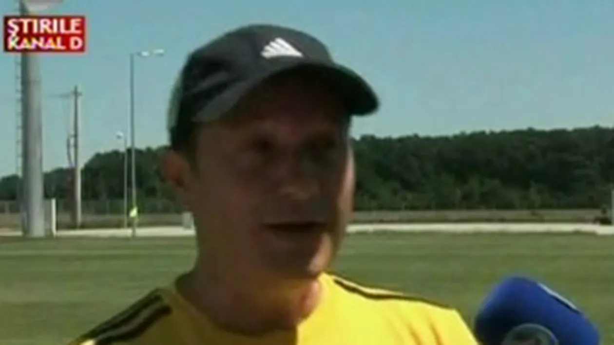 VIDEO supertare! Mircea Rednic revine la microfon! Asculta-l aici cum canta piesa Vara nu dorm!