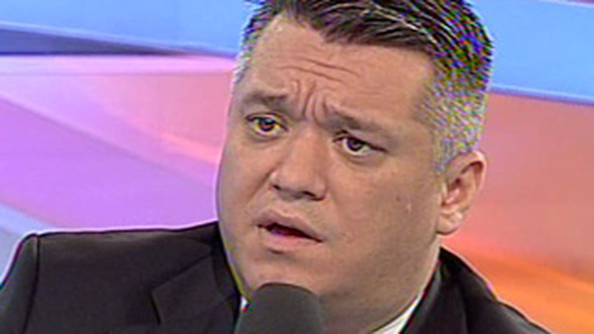 Avocatul elevei violate: "Profesorul nu ar fi trebuit sa faca nimic fetei chiar daca aceasta ar fi umblat dezbracata prin fata lui. El a avut relatii cu multe minore"