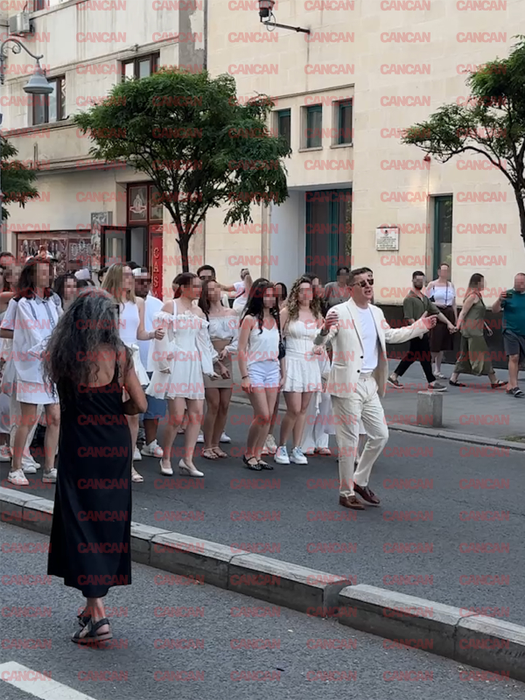 La filmările noului clip