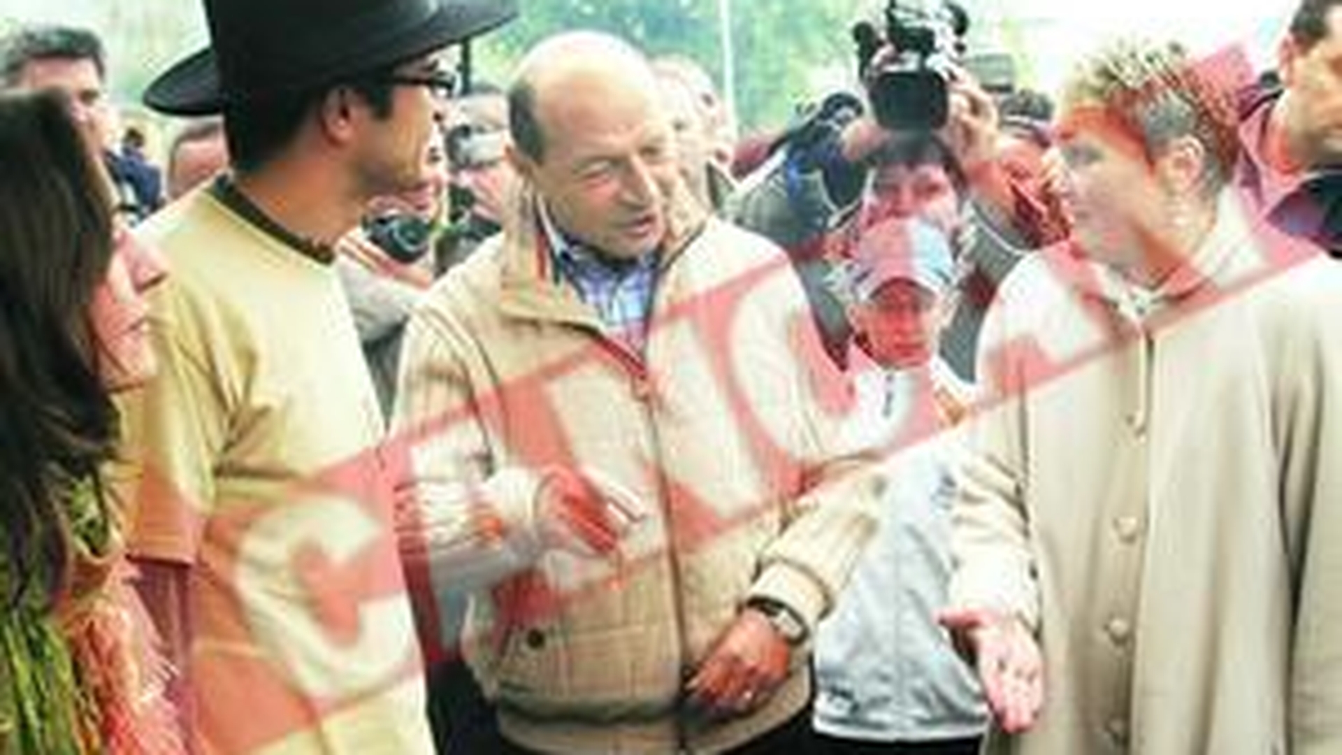 Basescu o coace impreuna cu UDMR