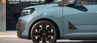Dacia a lansat o nouă mașină electrică, la Paris. Costă mai puțin de 18.000 euro și se fabrică în Europa