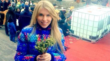 O cantareata de la noi tocmai a anuntat ca se marita! Fanii nu mai inteleg nimic! Dar tu nu erai casatorita?