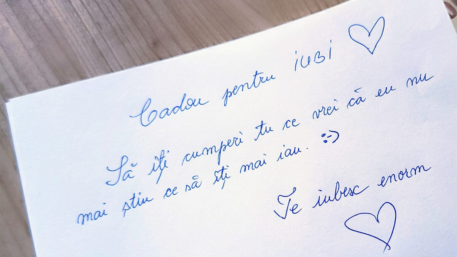 Imaginea devenită virală. Câți lei i-a lăsat un român iubitei, de ziua de naștere: "Să îți cumperi tu ce vrei, că eu nu mai știu ce să îți mai iau"