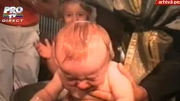 La nunta lui Vali Vijelie au cantat cei mai tari manelisti: Guta, Salam, Adi Minune si Jean de la Craiova! Vezi aici imagini de la petrecere!