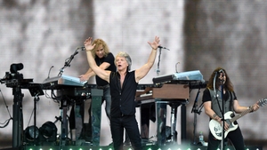 Fanii, dezamăgiți de prestația lui Bon Jovi în concertul de la București. Ce îi reproșează