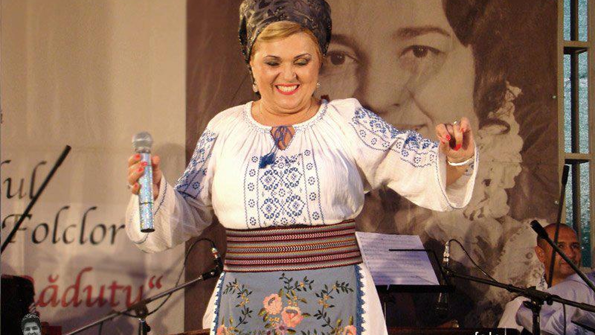 Cantareata Nicoleta Voica s-a operat la Timisoara. Vezi ce a scos chirurgul la lumina dupa interventie!