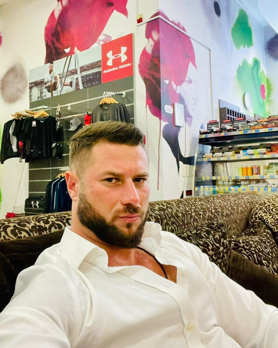 Tomiță, prima ispită de la Insula Iubirii, o desființează pe soția lui Marcel: „Armina a făcut un circ ieftin. Există multă frustrare în ea”