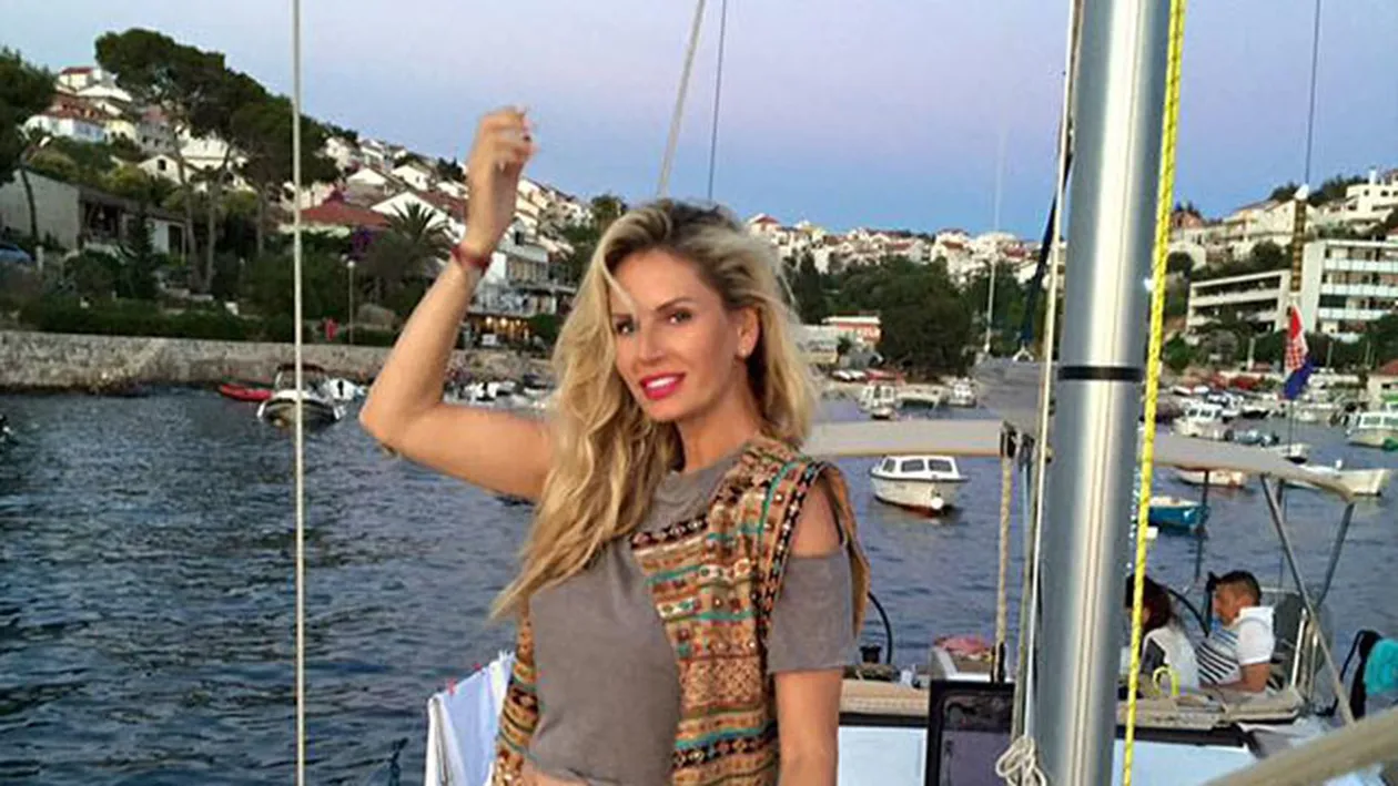 ANDREEA BĂNICĂ a luat o decizie radicală! Cântăreaţa se retrage din muzică