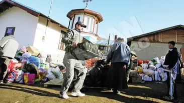 Sute de oameni au sarit in ajutorul orfanilor carora le-a ars cantina! La Valea Plopului s-a intamplat un miracol!