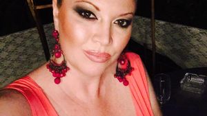 Oana Lis rupe cluburile în două în timp ce soțul ei, Viorel Lis, se află în stare gravă
