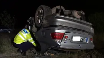 Medicii de la Spitalul Universitar din Capitala se straduiesc sa ii tina in viata. Doi tineri raniti in accidentul de la Tulcea sunt in coma