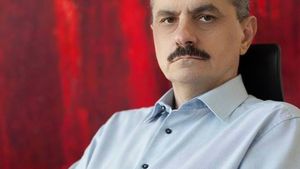 BREAKING! Coordonatorul OncoGen a terminat primul vaccin pentru COVID-19: ”Funcționează! Mi l-am administrat”