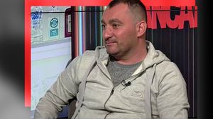 Pescobar flexează cu noul Lamborghini, după ce abia își luase un Ferrari. Incredibil ce le-a cerut fanilor, după ce și-a arătat bolidul de lux