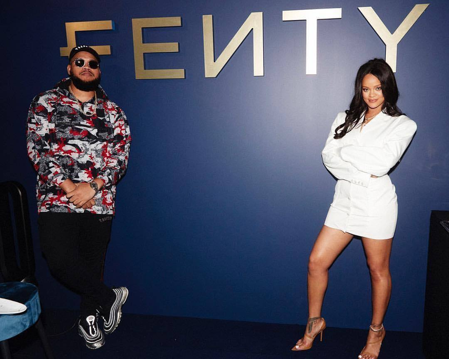 Forbes a făcut anunțul oficial: Rihanna e cea mai bogată cântăreață din lume. Cât de mare e averea divei