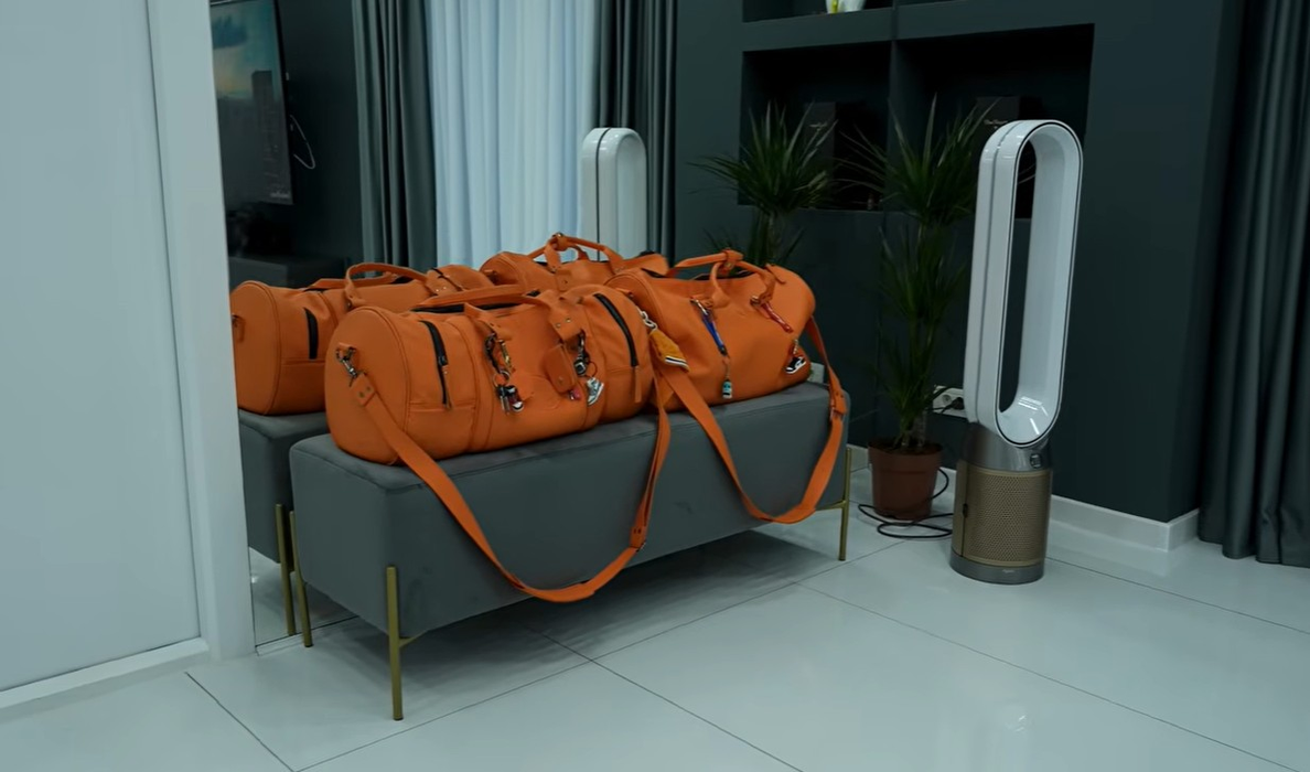 Cum arată vila din Domnești a lui Dorian Popa. Vloggerul a renovat fiecare colțișor al casei