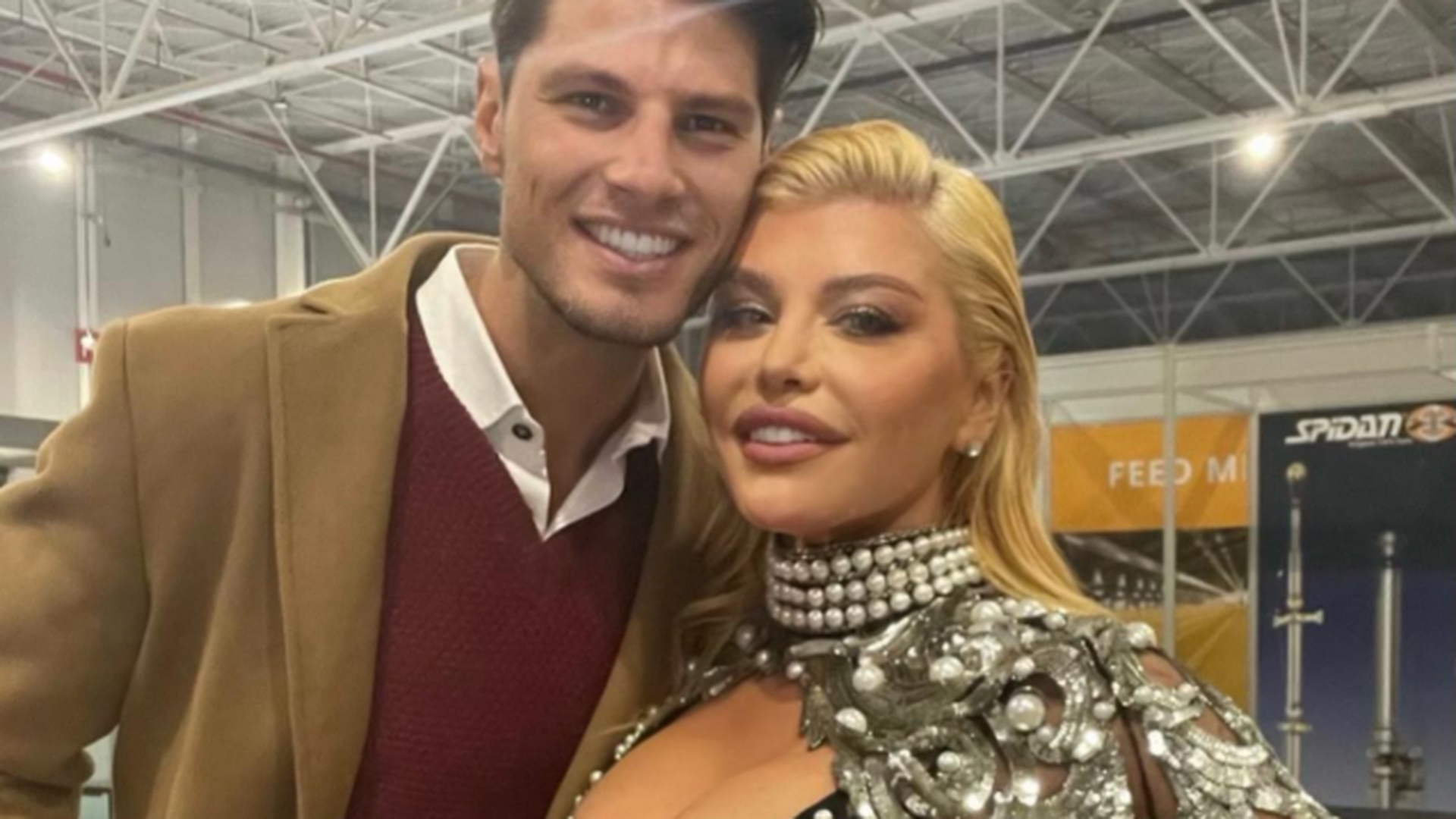 Loredana Groza, ipostaze tandre cu marele câştigător de la X Factor. Cum a fost surprinsă vedeta alături de Nick Casciaro