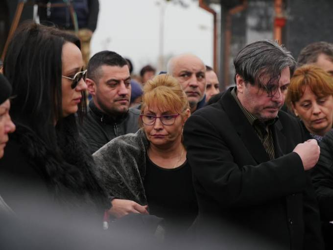 Cornel Galeş este sfâşiat de pierderea soţiei.